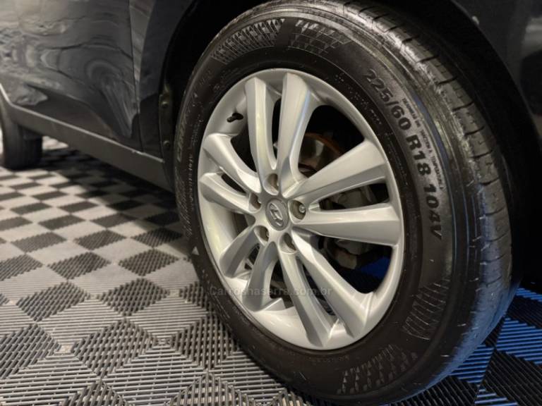 HYUNDAI - IX35 - 2011/2011 - Preta - R$ 67.900,00
