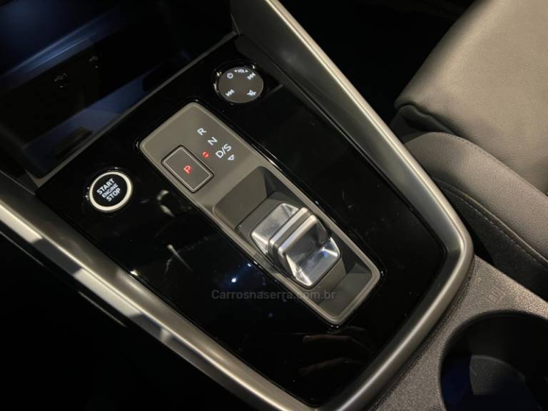 AUDI - A3 - 2022/2022 - Preta - R$ 219.900,00