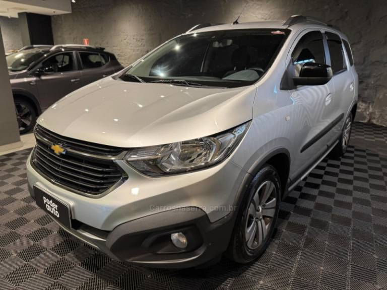 CHEVROLET - SPIN - 2020/2020 - Prata - R$ 78.900,00