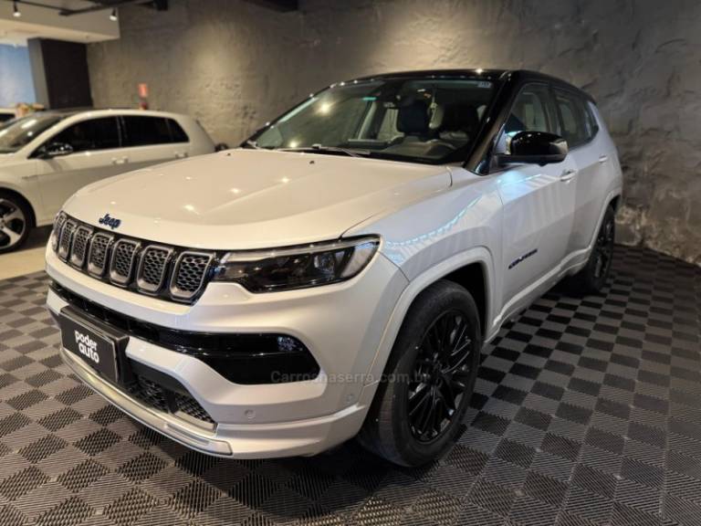 JEEP - COMPASS - 2022/2022 - Prata - R$ 189.900,00