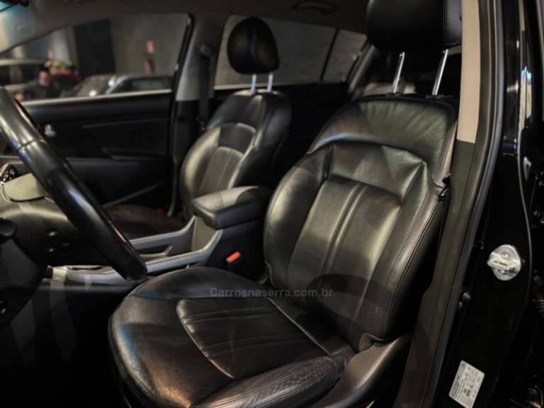 KIA MOTORS - SPORTAGE - 2015/2015 - Preta - R$ 89.900,00