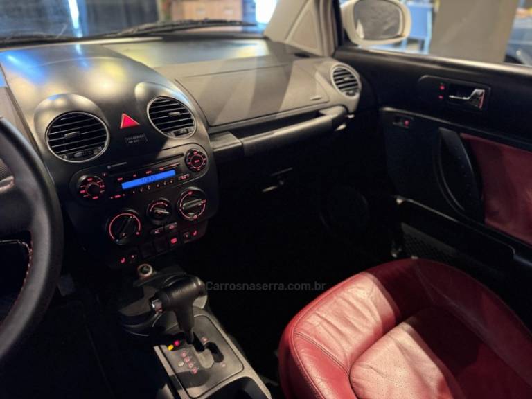 VOLKSWAGEN - NEW BEETLE - 2009/2009 - Branca - R$ 49.900,00