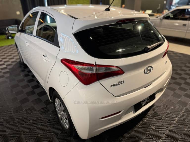 HYUNDAI - HB20 - 2014/2014 - Branca - R$ 44.900,00