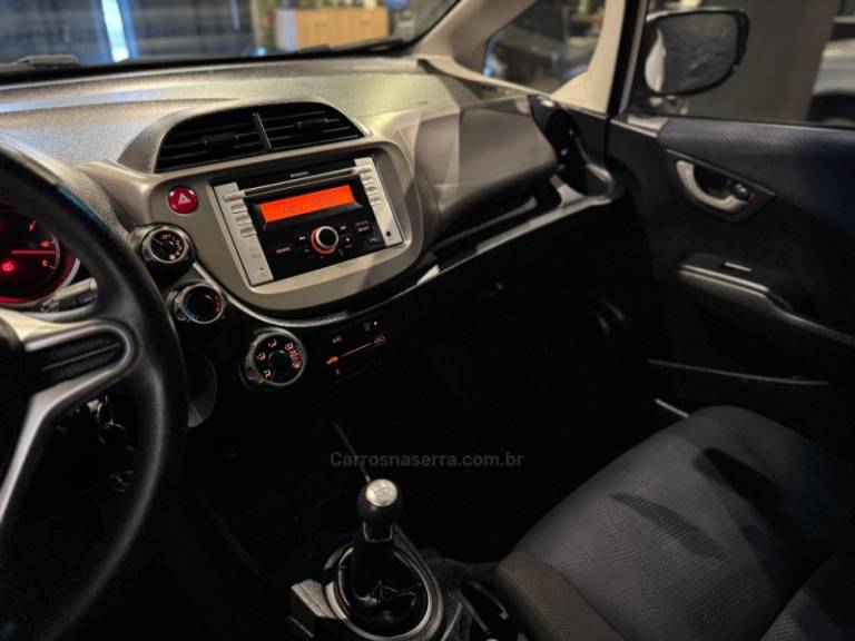 HONDA - FIT - 2013/2013 - Branca - R$ 48.900,00
