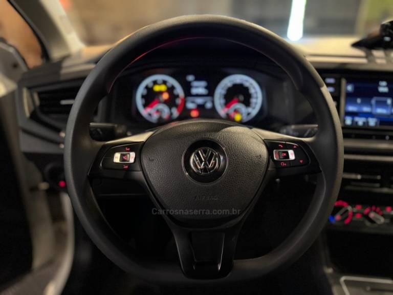 VOLKSWAGEN - POLO - 2021/2021 - Branca - R$ 68.900,00