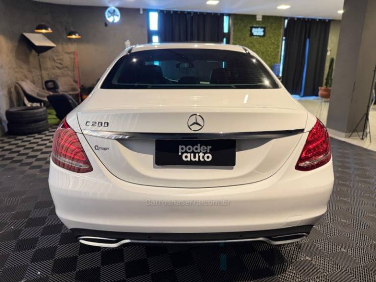 MERCEDES-BENZ - C 200 - 2015/2015 - Branca - R$ 122.900,00