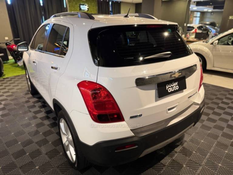 CHEVROLET - TRACKER - 2014/2014 - Branca - R$ 75.900,00