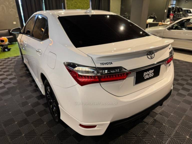 TOYOTA - COROLLA - 2018/2018 - Branca - R$ 109.900,00