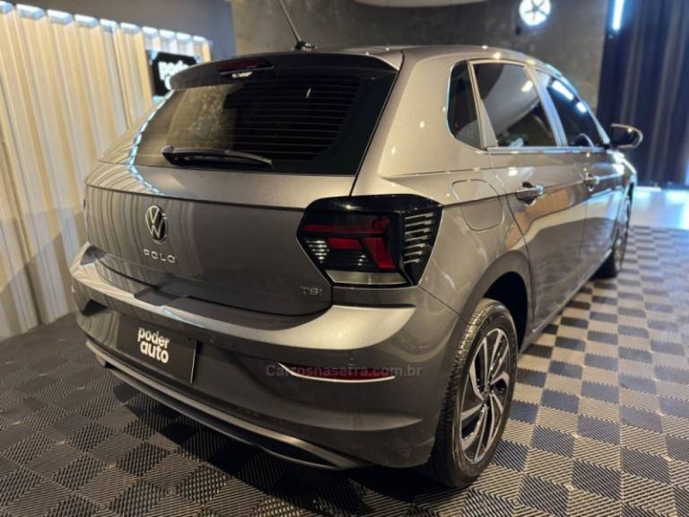 VOLKSWAGEN - POLO - 2024/2024 - Cinza - R$ 116.900,00