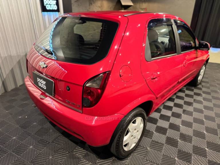 CHEVROLET - CELTA - 2014/2014 - Vermelha - R$ 35.900,00