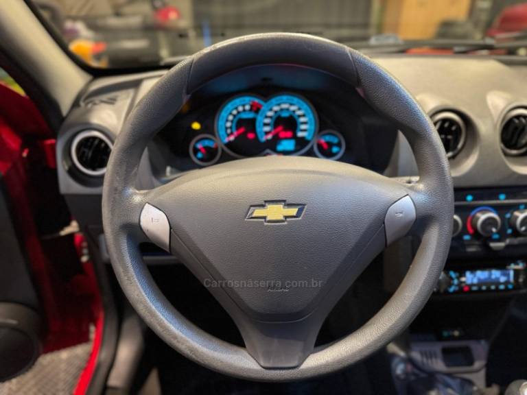 CHEVROLET - CELTA - 2014/2014 - Vermelha - R$ 35.900,00