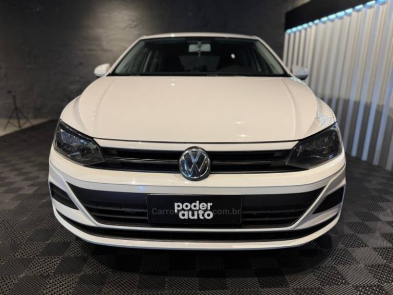 VOLKSWAGEN - POLO - 2021/2021 - Branca - R$ 68.900,00