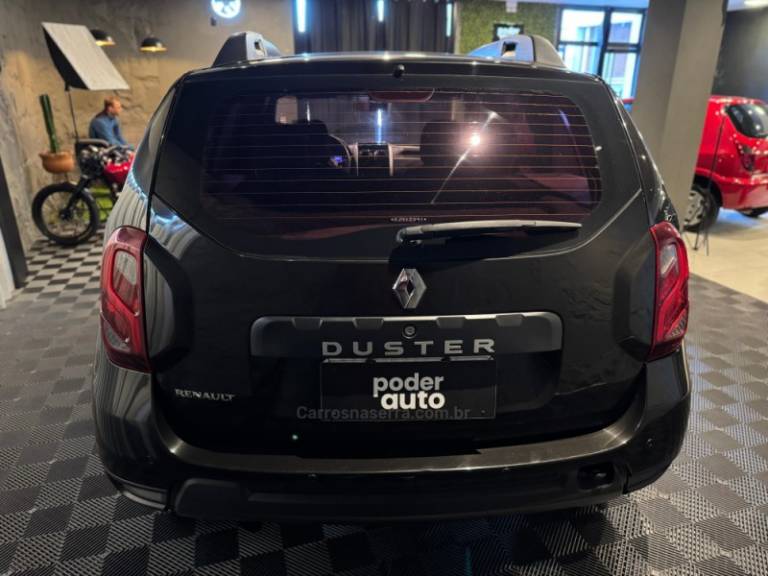 RENAULT - DUSTER - 2018/2018 - Preta - R$ 68.900,00