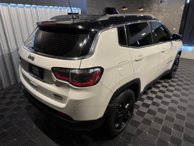 JEEP - COMPASS - 2017/2017 - Branca - R$ 86.900,00