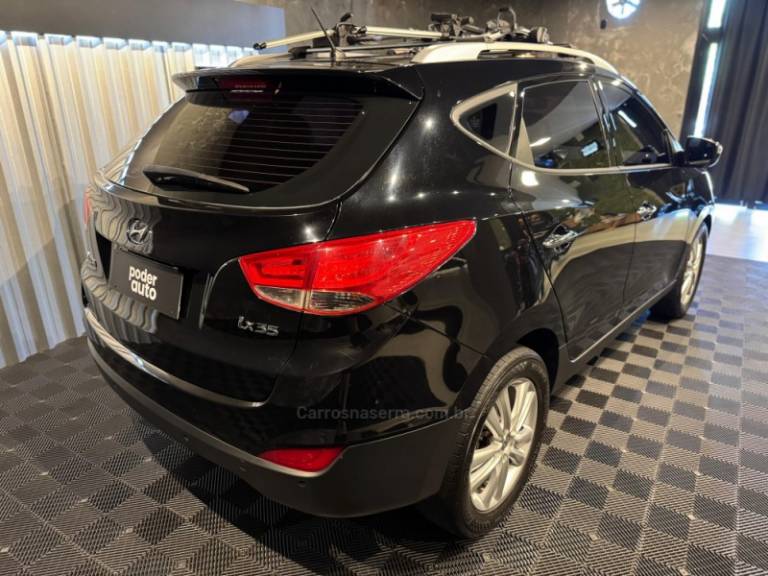 HYUNDAI - IX35 - 2011/2011 - Preta - R$ 67.900,00