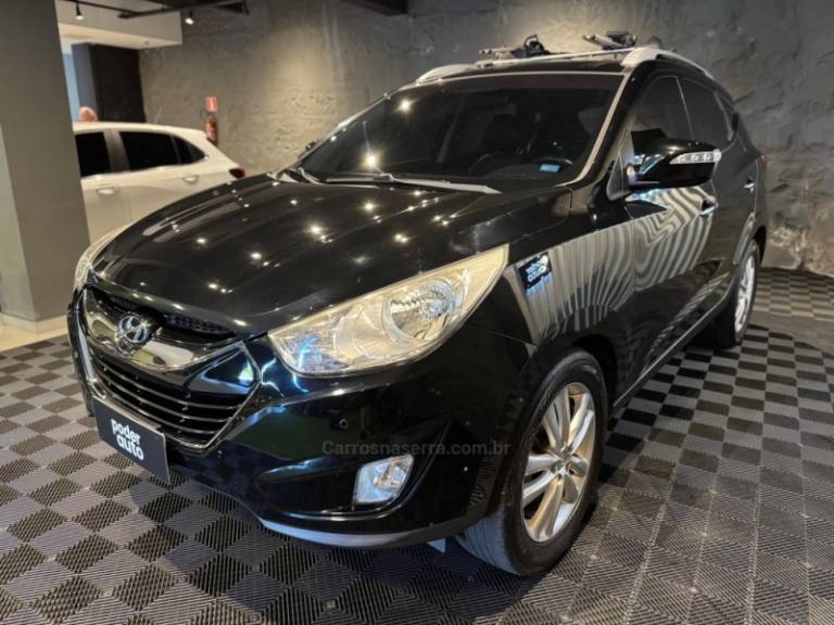 HYUNDAI - IX35 - 2011/2011 - Preta - R$ 67.900,00