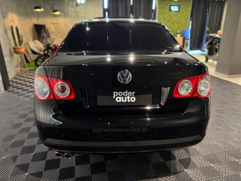 VOLKSWAGEN - JETTA - 2008/2008 - Preta - R$ 53.900,00