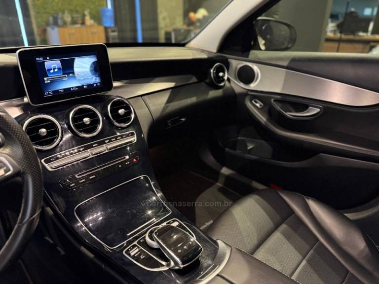 MERCEDES-BENZ - C 200 - 2015/2015 - Branca - R$ 122.900,00