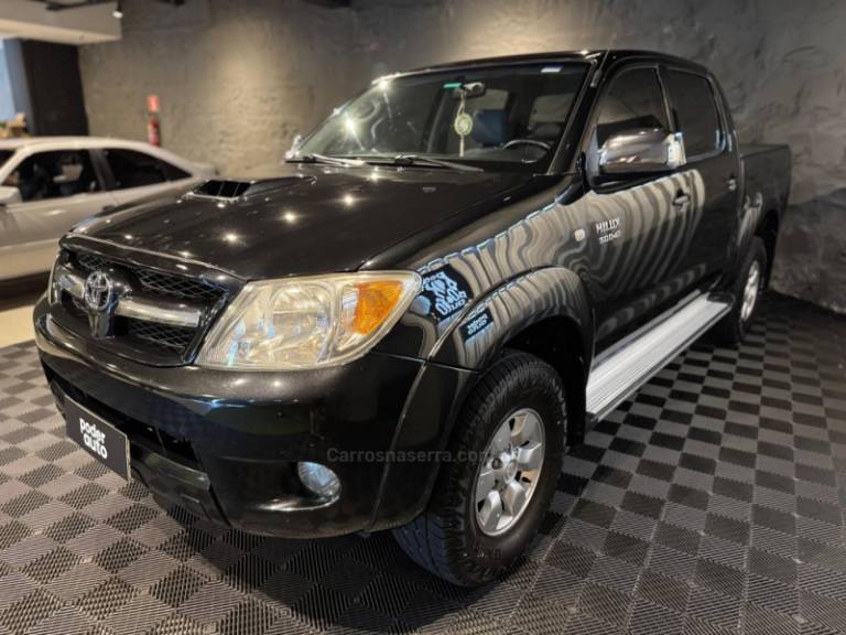 TOYOTA - HILUX - 2007/2007 - Preta - R$ 105.900,00