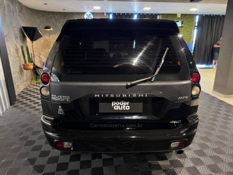 MITSUBISHI - PAJERO SPORT - 2005/2005 - Preta - R$ 65.900,00