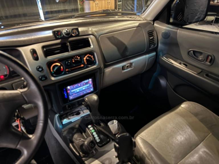 MITSUBISHI - PAJERO SPORT - 2005/2005 - Preta - R$ 65.900,00