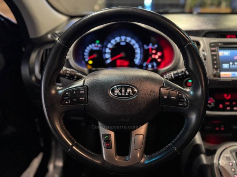 KIA MOTORS - SPORTAGE - 2015/2015 - Preta - R$ 89.900,00