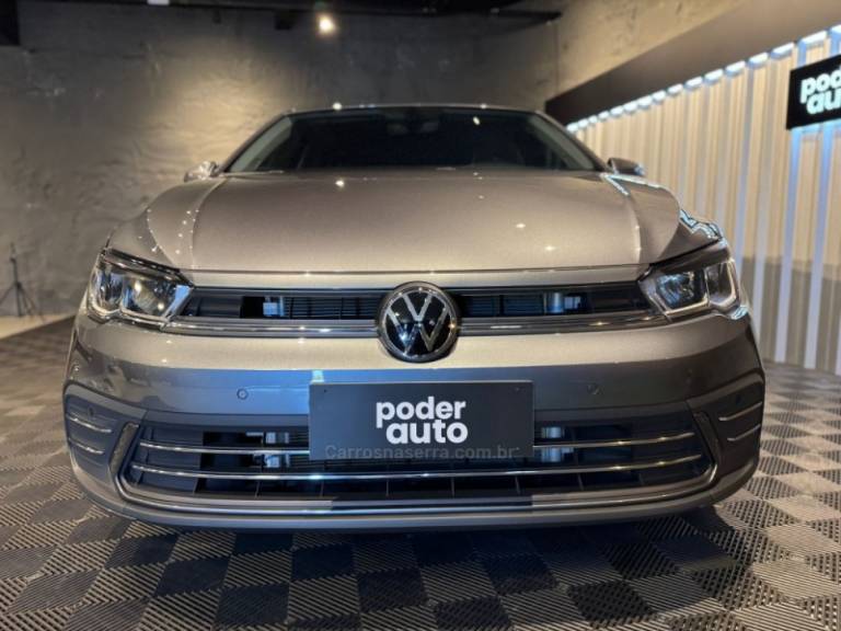 VOLKSWAGEN - POLO - 2024/2024 - Cinza - R$ 116.900,00