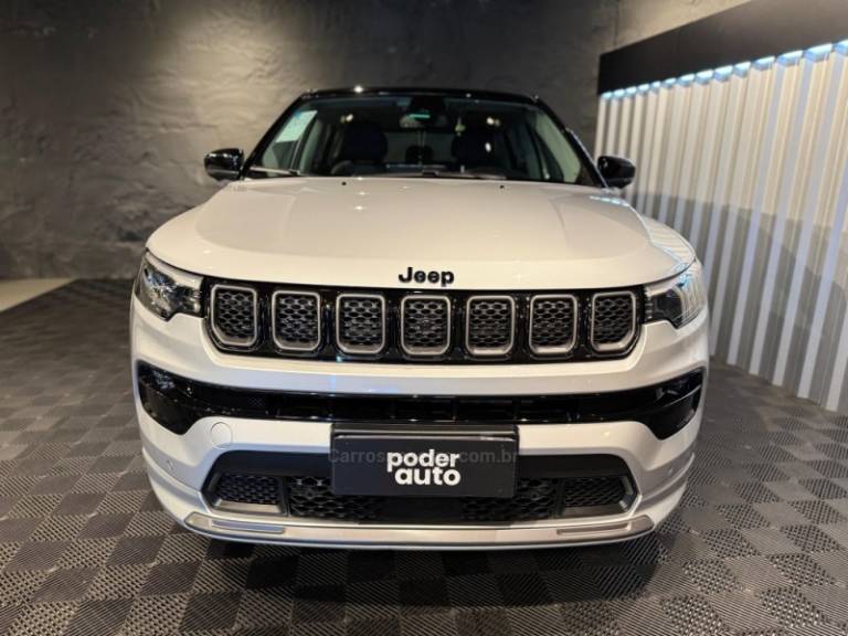 JEEP - COMPASS - 2022/2022 - Prata - R$ 189.900,00