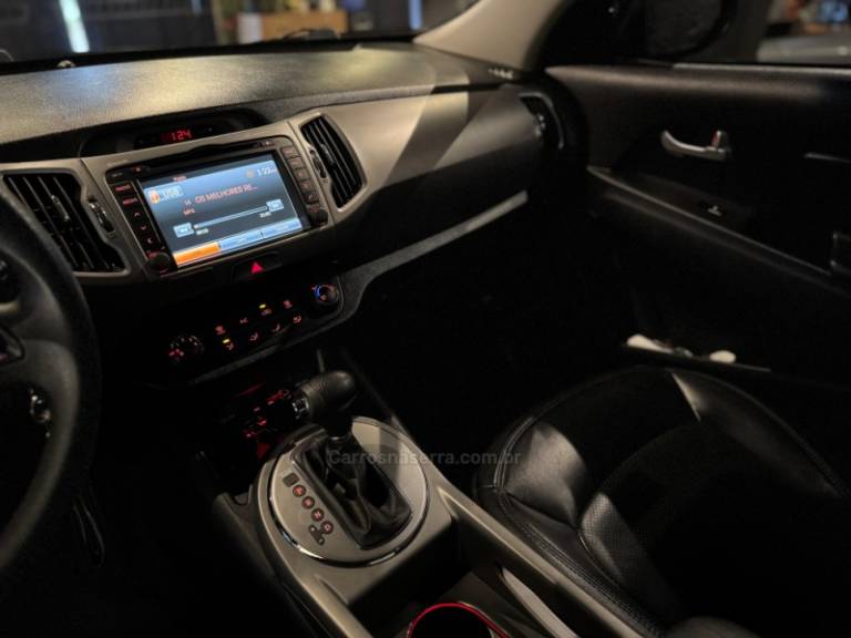 KIA MOTORS - SPORTAGE - 2015/2015 - Preta - R$ 83.900,00