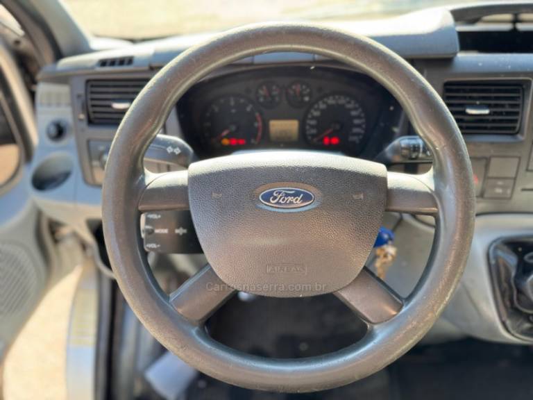 FORD - TRANSIT - 2012/2012 - Prata - R$ 78.900,00