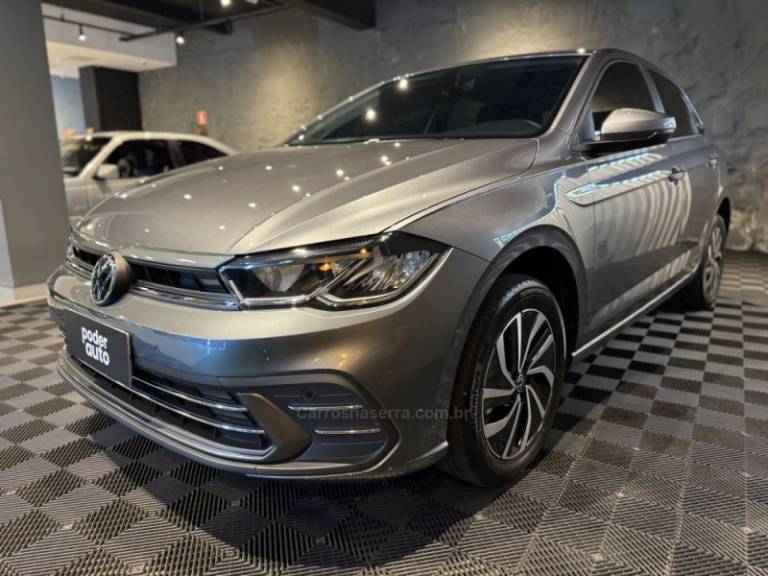 VOLKSWAGEN - POLO - 2024/2024 - Cinza - R$ 116.900,00
