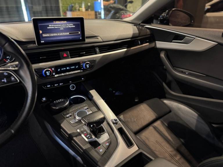 AUDI - A5 - 2019/2019 - Branca - R$ 177.900,00