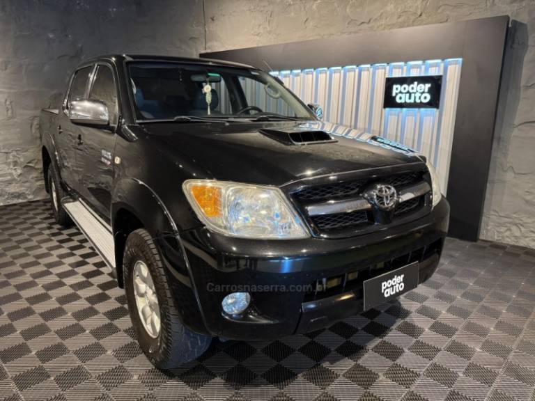 TOYOTA - HILUX - 2007/2007 - Preta - R$ 105.900,00