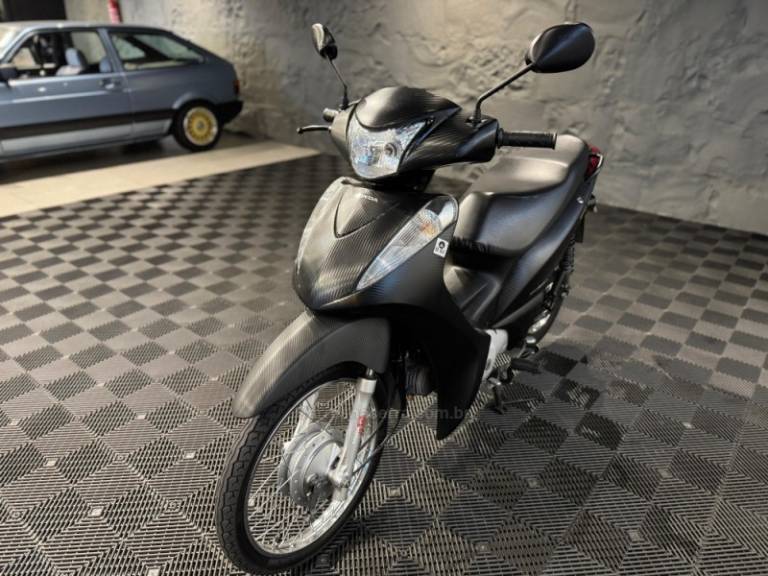 HONDA - BIZ 125 - 2012/2012 - Preta - R$ 11.300,00