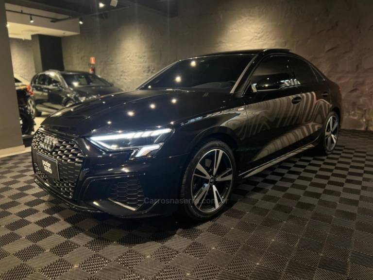 AUDI - A3 - 2022/2022 - Preta - R$ 219.900,00