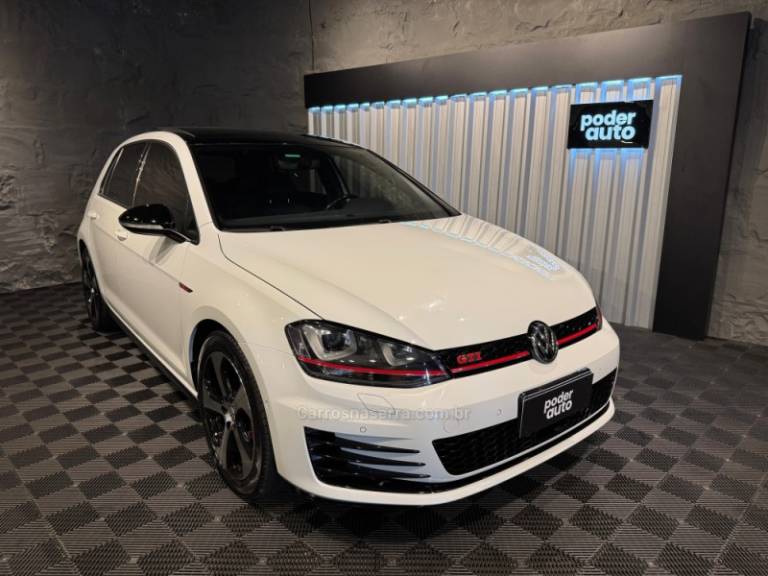 VOLKSWAGEN - GOLF - 2018/2018 - Branca - R$ 159.900,00