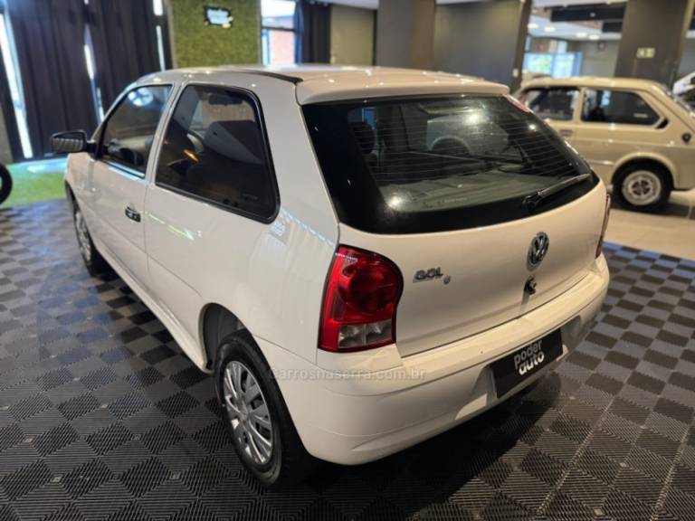 VOLKSWAGEN - GOL - 2013/2013 - Branca - R$ 26.900,00