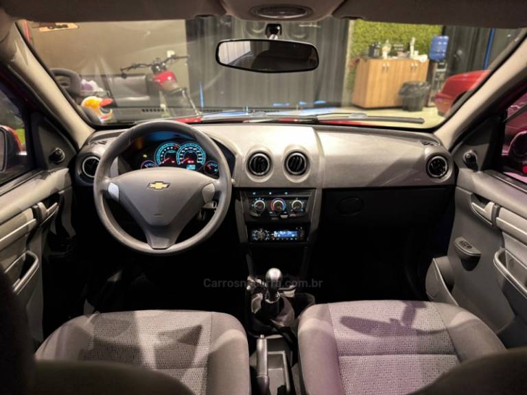 CHEVROLET - CELTA - 2014/2014 - Vermelha - R$ 35.900,00