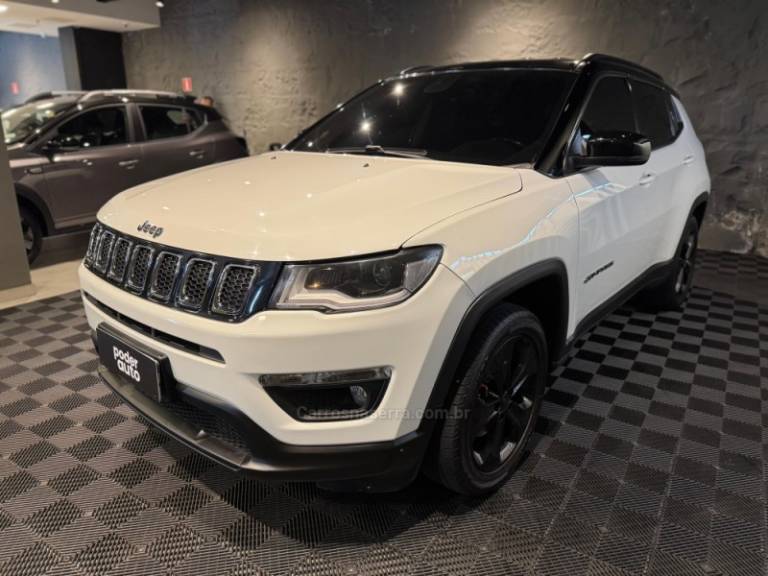 JEEP - COMPASS - 2017/2017 - Branca - R$ 86.900,00