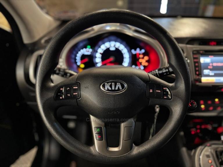 KIA MOTORS - SPORTAGE - 2015/2015 - Preta - R$ 83.900,00