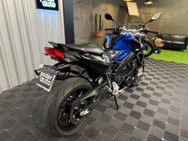 BMW - F 800 - 2015/2015 - Azul - R$ 33.900,00