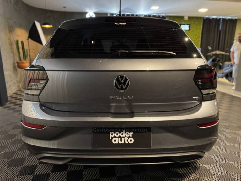 VOLKSWAGEN - POLO - 2024/2024 - Cinza - R$ 116.900,00