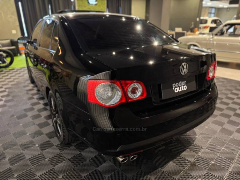 VOLKSWAGEN - JETTA - 2008/2008 - Preta - R$ 53.900,00